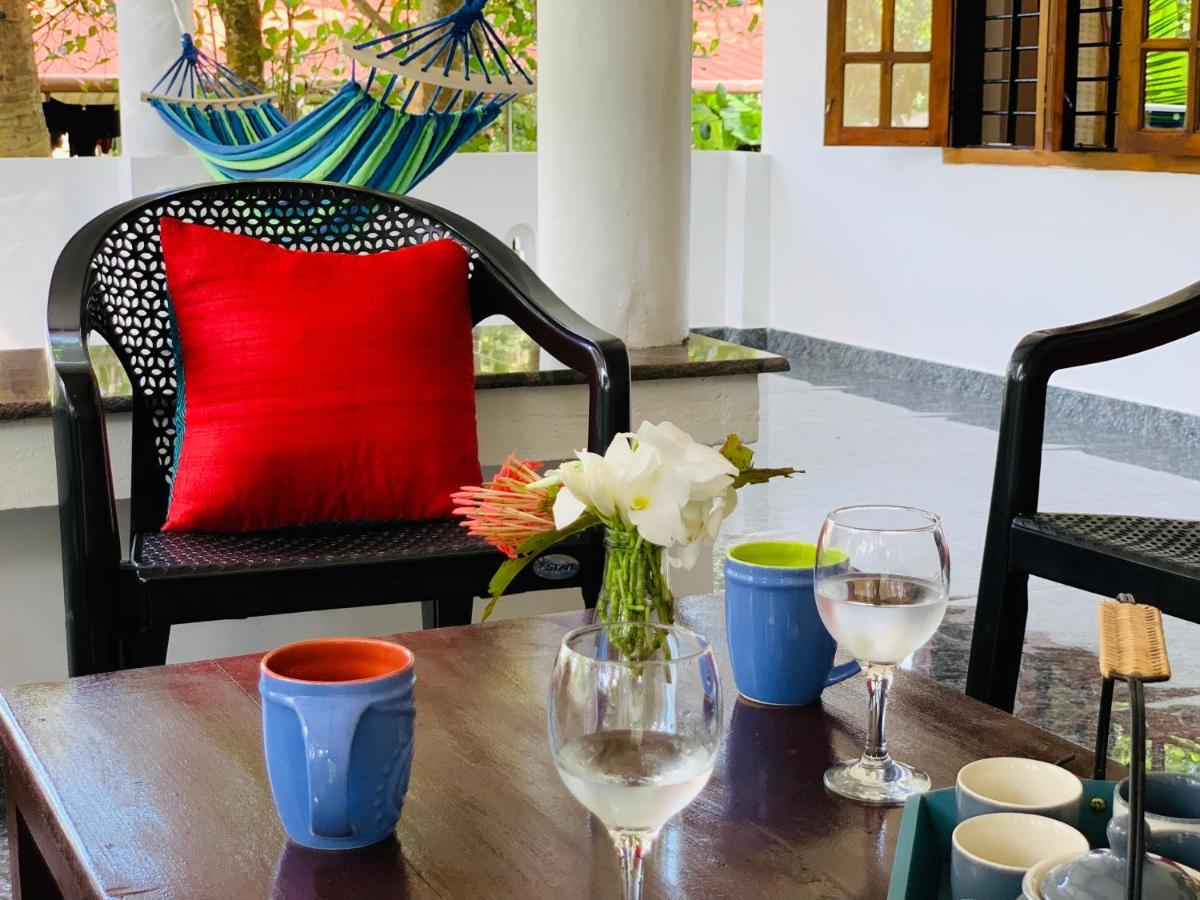 Villa Mandala Guest House Varkala Exteriör bild